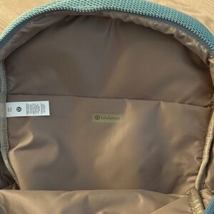 Lululemon Everywhere 22L Knit Mesh Backpack Crater Blue NWT